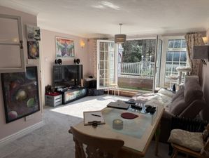 Photo 19- click for photo gallery